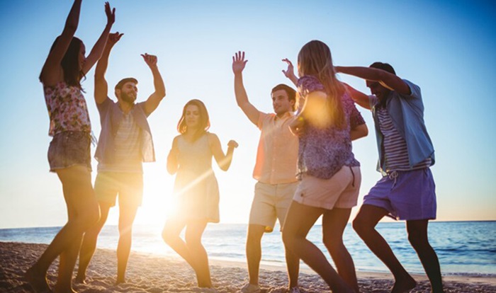 Solas y solos al Caribe